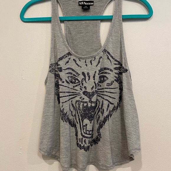 NWOT All Access Stretch Jersey Tee - Picture 2 of 7